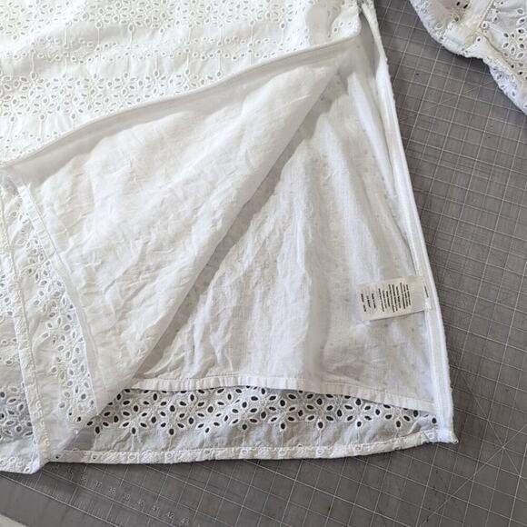 Talbots white cotton eyelet top keyhole back and side zip closure, size S - Picture 6 of 8